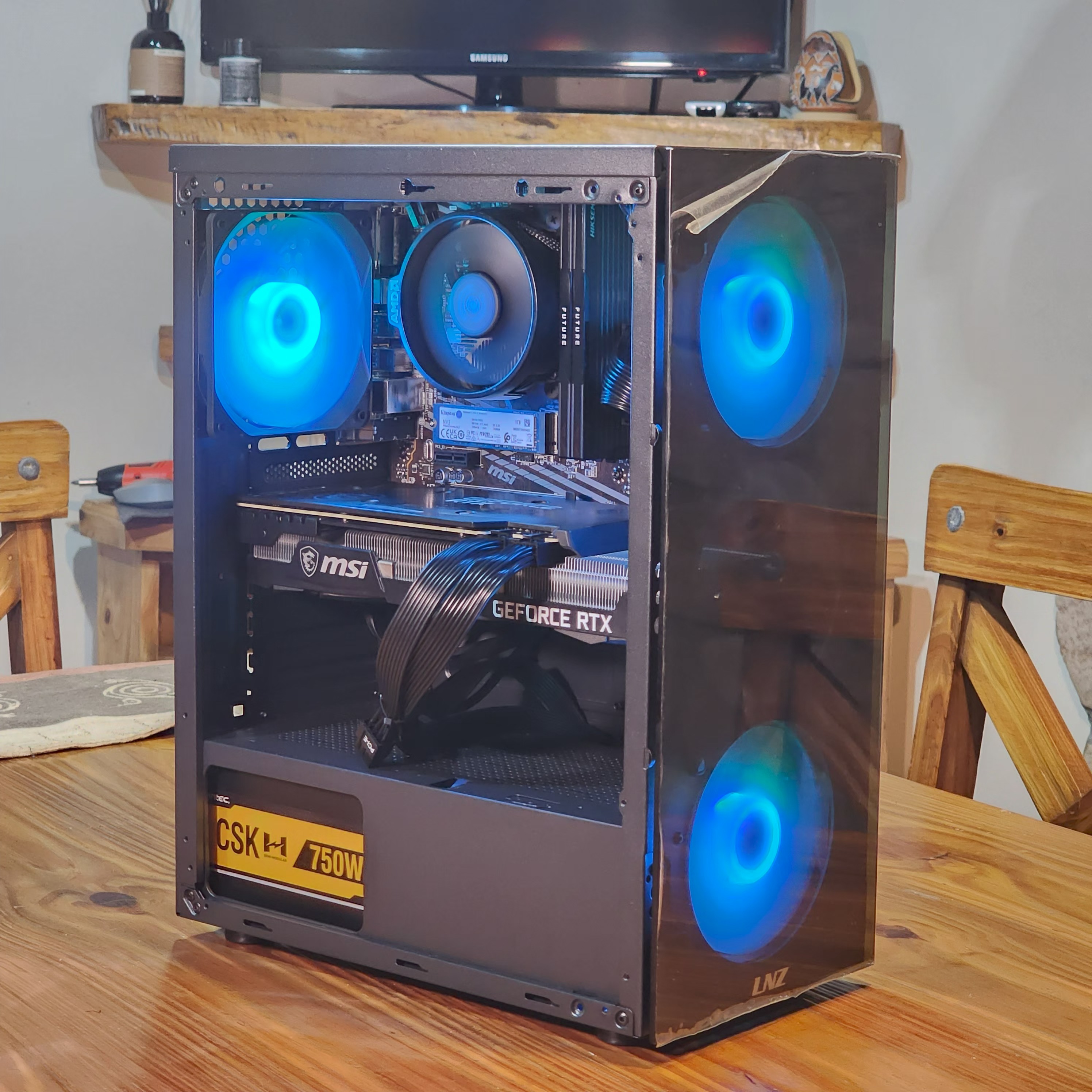 PC Gamer armada por Punta Gaming